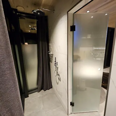 Glass House Pirita Apartment *
